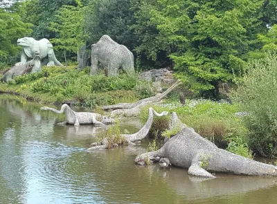 London Worldschooling: Crystal Palace Park