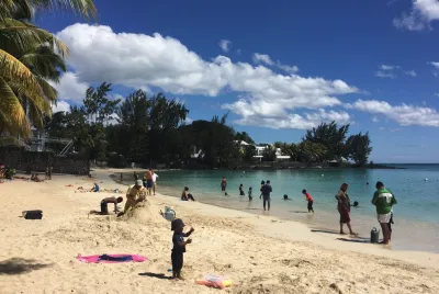 Perybere Public Beach