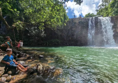 Family hike to beautiful Minissy Waterfall